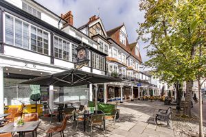 The Pantiles- click for photo gallery